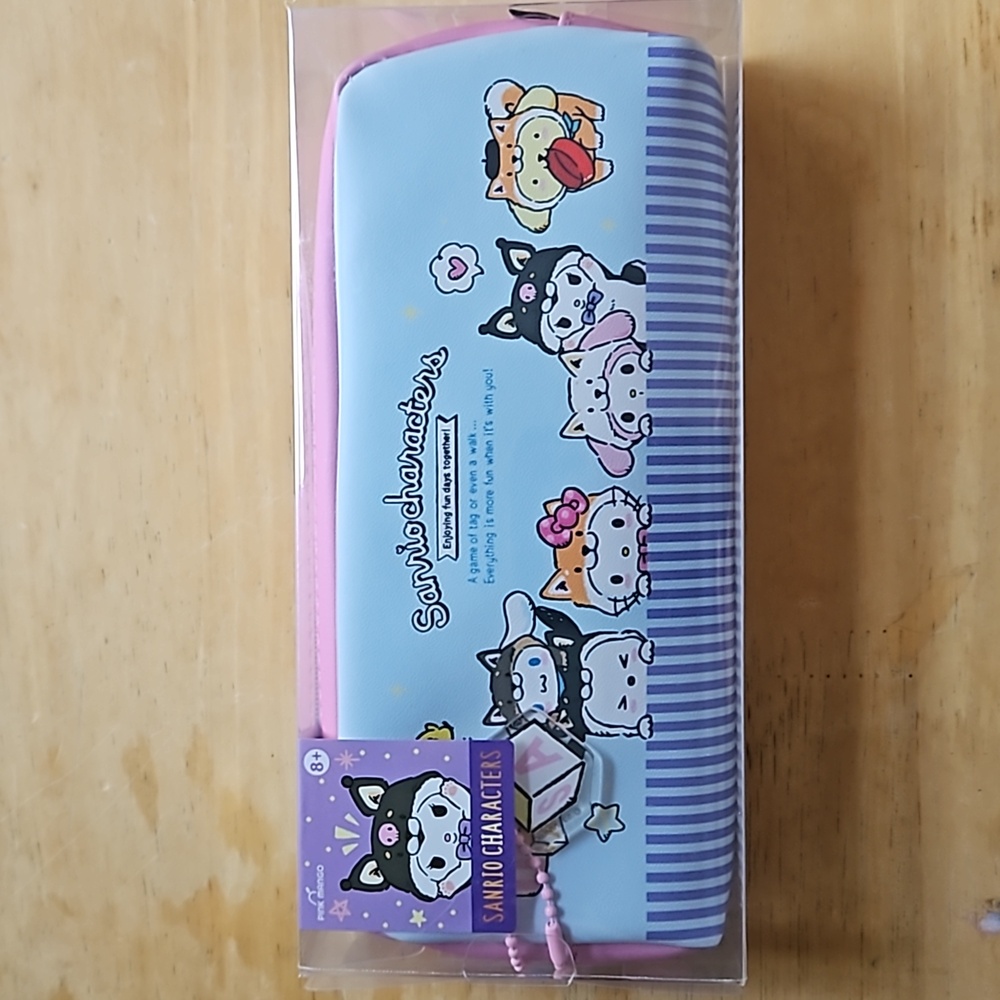 SANRIO CHARACTERS CASE - Picture 13 of 13